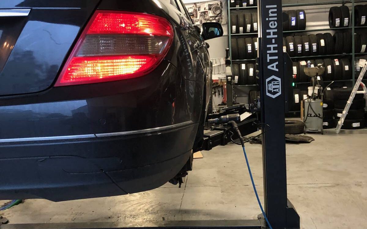 IMG 2861 1200X750 | Fastires REMPLACEMENT DE PNEUS MERCEDES C220 À COLMAR Colmar