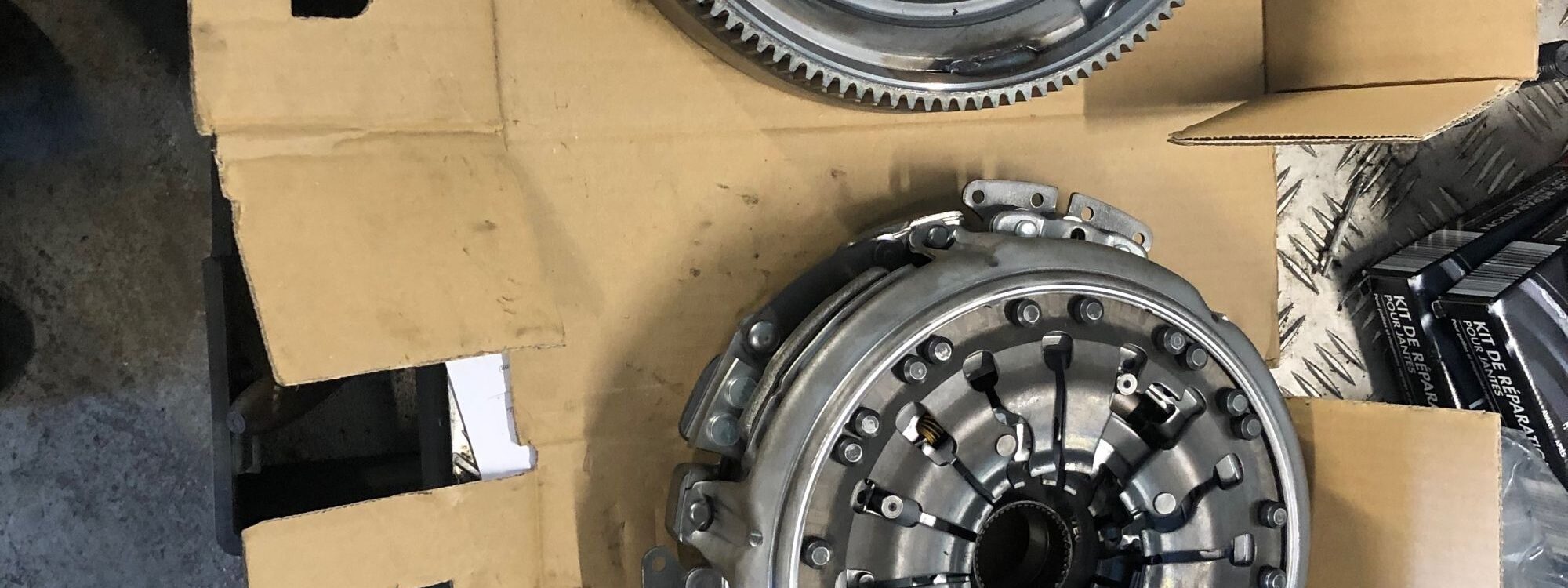 2 2000X750 | Fastires Remplacement d’un volant moteur et embrayage chez Garage Fastires à Colmar Wintzenheim
