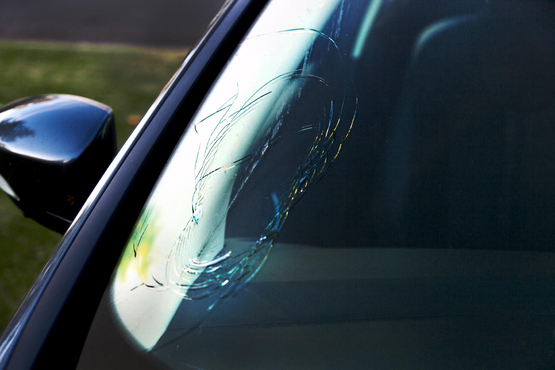 PARE_BRISE_FISSURE | Fastires Comment un pare-brise se fissure ? Wittelsheim